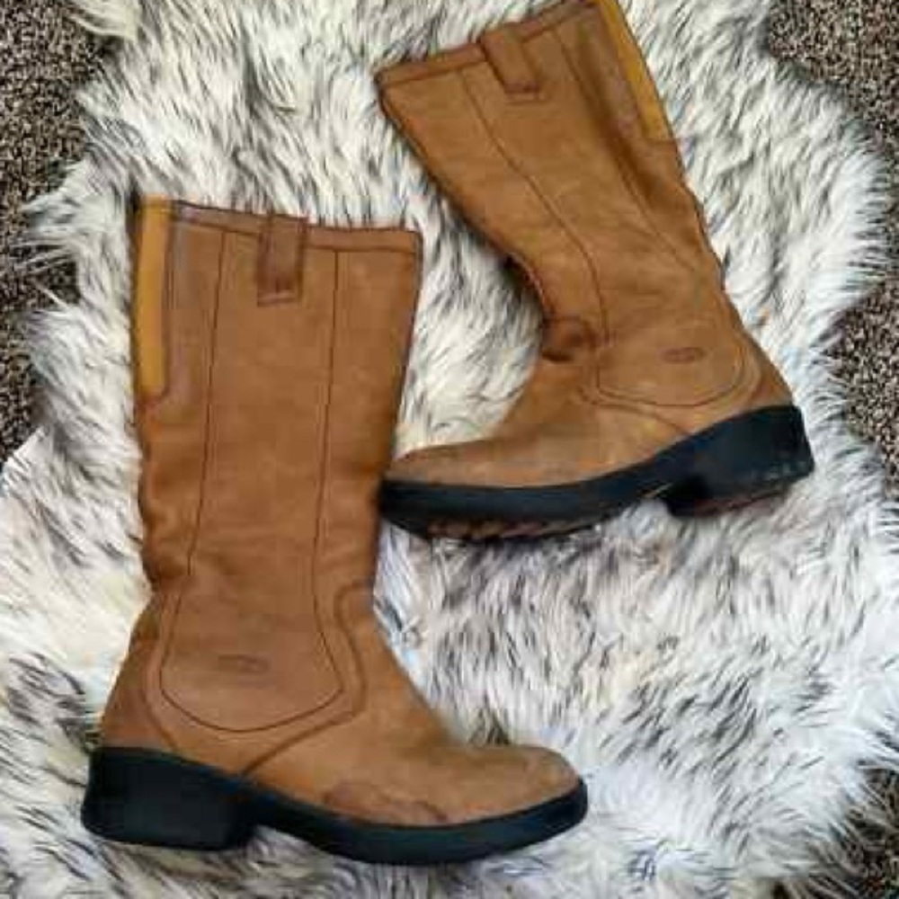 Keen Brown Leather Boots tyre tread distressed water proof leather